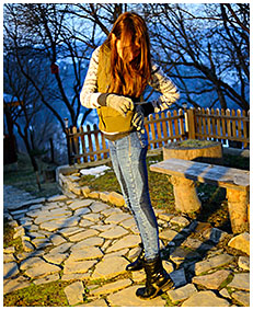 teen wets her jeans outside cold weather 04