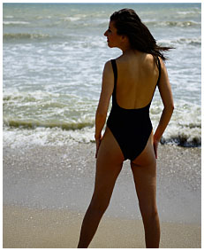 debbie pisses her swimsuit on the beach swim suit pee wetting swimsuits 03