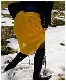 pissing pantyhose in snow gemma 01