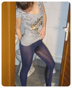 Wetting myself wearing blue lycra pantyhose. I love it!