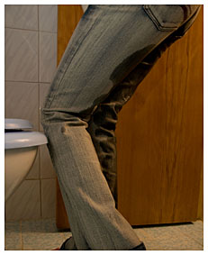 alice got too late to the toilet she filled her jeans with piss 7988