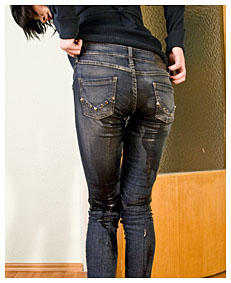 alice wetting jeans when she got home 018