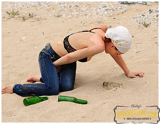 Too drunk to take a piss Alice goes into her tight jeans on the beach