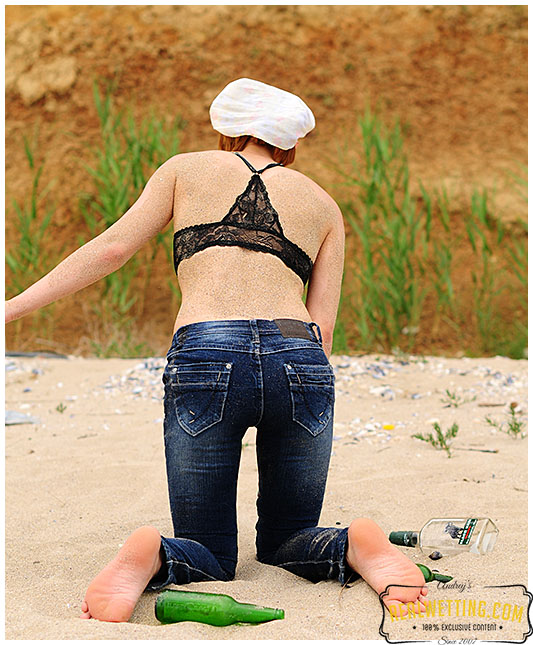 Too drunk to take a piss Alice goes into her tight jeans on the beach