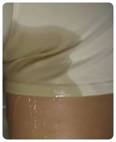 Female wetting accident wetting shorts