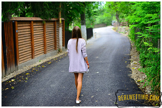 Beatrice takes a piss on the side of the road