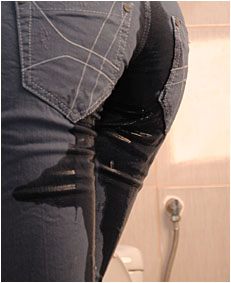 natalie pissing  00000022 wetting jeans