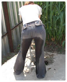 Tight jeans piss