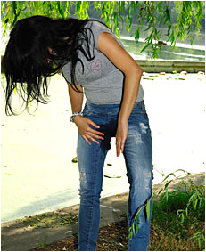 pissing jeans  00000004 wetting herself