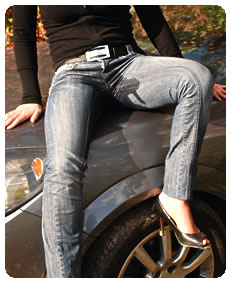 pissing on her car wetting jeans fetish