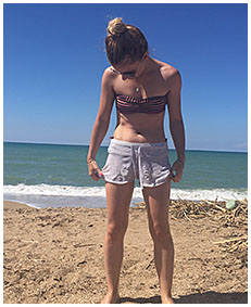 shorts on the beach wetting 02