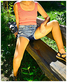 pissed shorts on the bench in pantyhose peeing 5