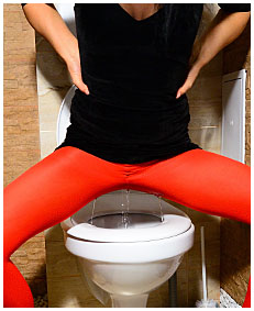 wets pantyhose over the toilet 01