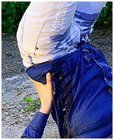 upside down piss in jeans 04