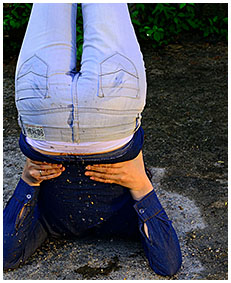 upside down piss in jeans 05