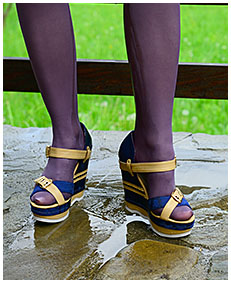 pantyhose wet 02