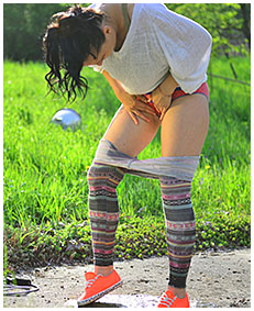 jump rope wetting tights 02