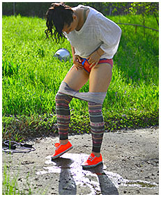 jump rope wetting tights 04