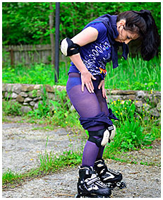 roller skate pee accident shorts and pantyhose 05