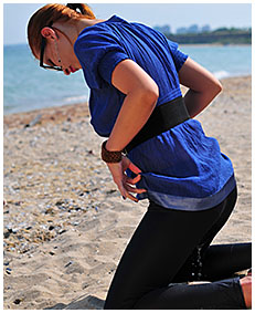 drunk girl on beach peeing herself 04