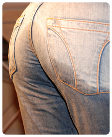 Audrey is pissing her jeans desperate to pee
