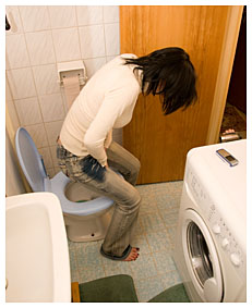 alice got too late to the toilet she filled her jeans with piss 7913