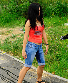 antonia pissing  00000035 jeans shorts