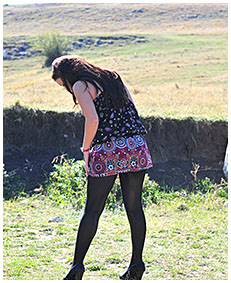 dee pees herself pantyhose pissed dress pissed herself while walking desperate 00