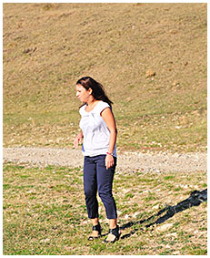 dee pisses her pants on a meadow by the car 05
