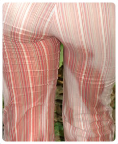 Pee desperation photo gallery wetting coloured cotton capris